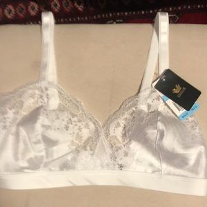 NWT Wacoal White Lace Bra Size 36 C/D